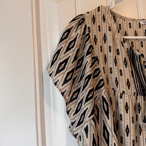 DR2 Boho Geometric Print Tie Neck Flutter Sleeve Top Cream Black Large Women's - Picture 4 of 8